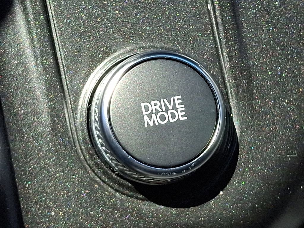 Used 2025 Ford Explorer ST image 26