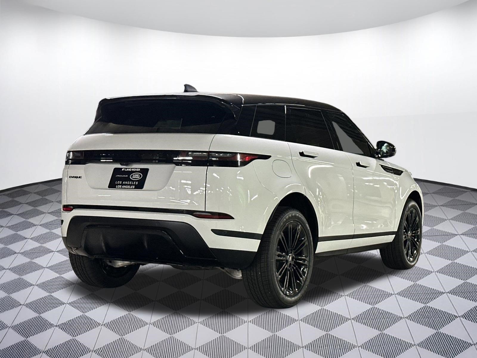 Used 2026 Land Rover Range Rover Evoque S AWD/4WD image 8