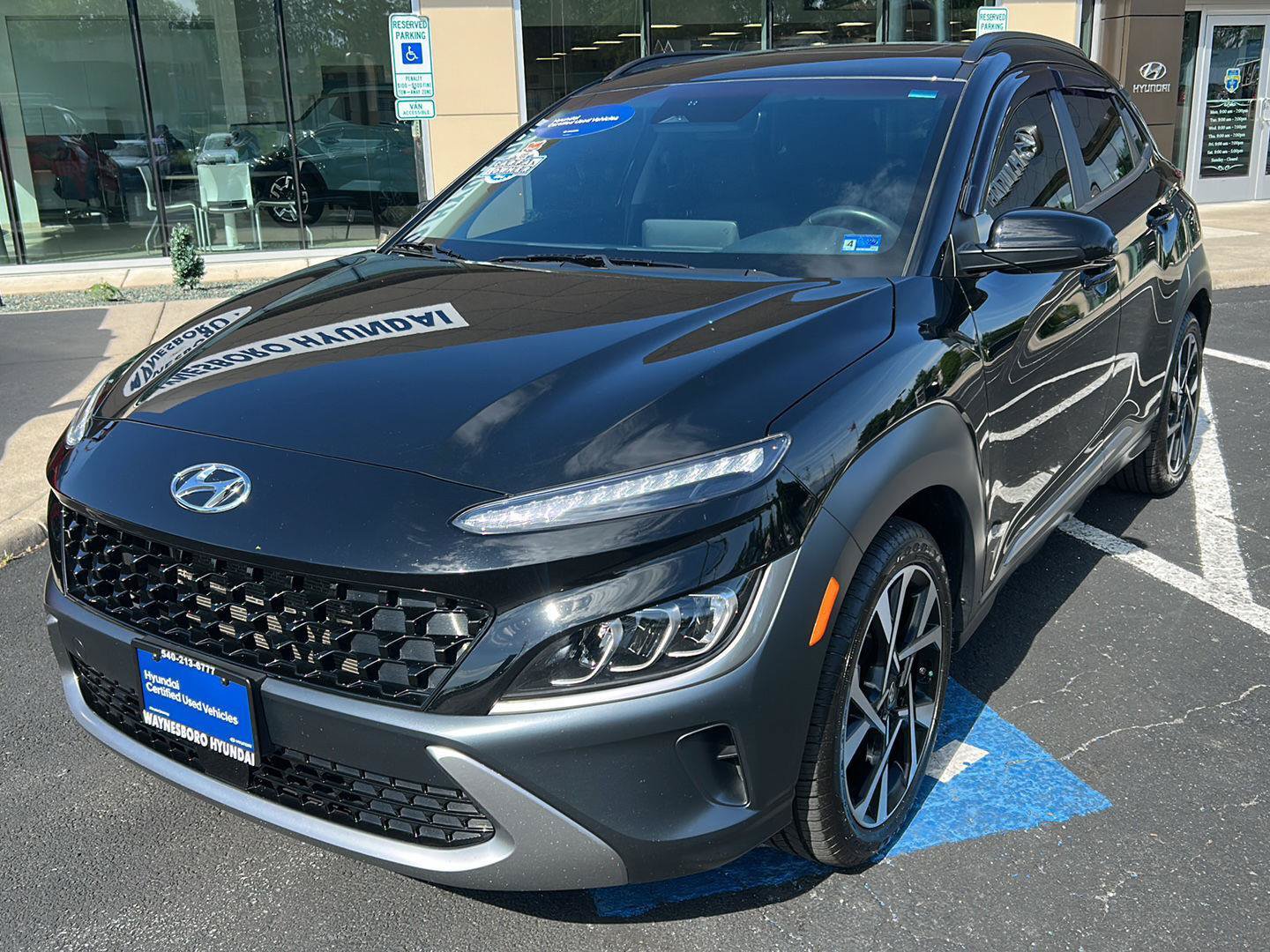 Certified 2023 Hyundai Kona Limited FWD image 2