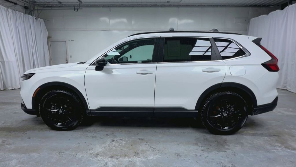 Used 2025 Honda CR-V Sport image 5