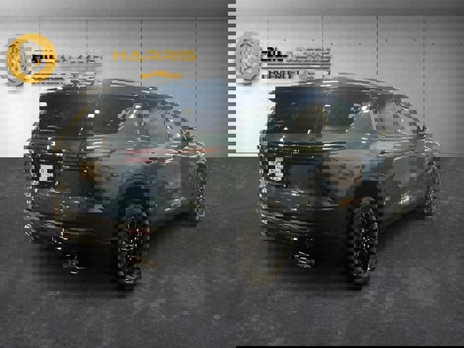 New 2026 Chevrolet Traverse LT w/ Midnight/Sport Edition image 2