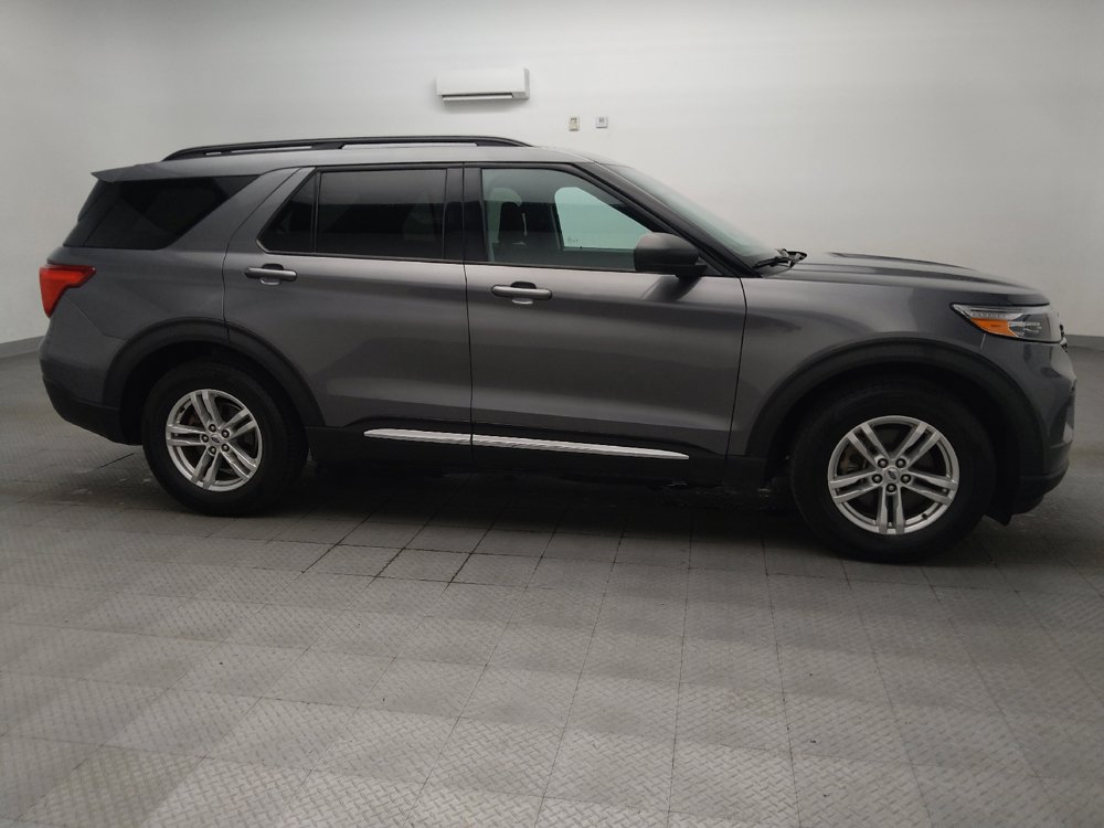 Used 2021 Ford Explorer XLT RWD image 11
