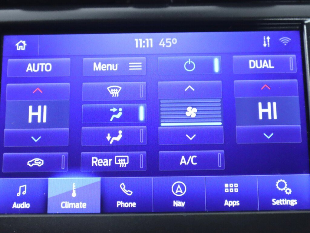 Used 2020 Ford Fusion SE image 17