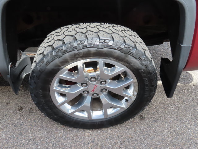 Used 2017 GMC Sierra 1500 SLT w/ SLT Premium Package AWD/4WD image 18