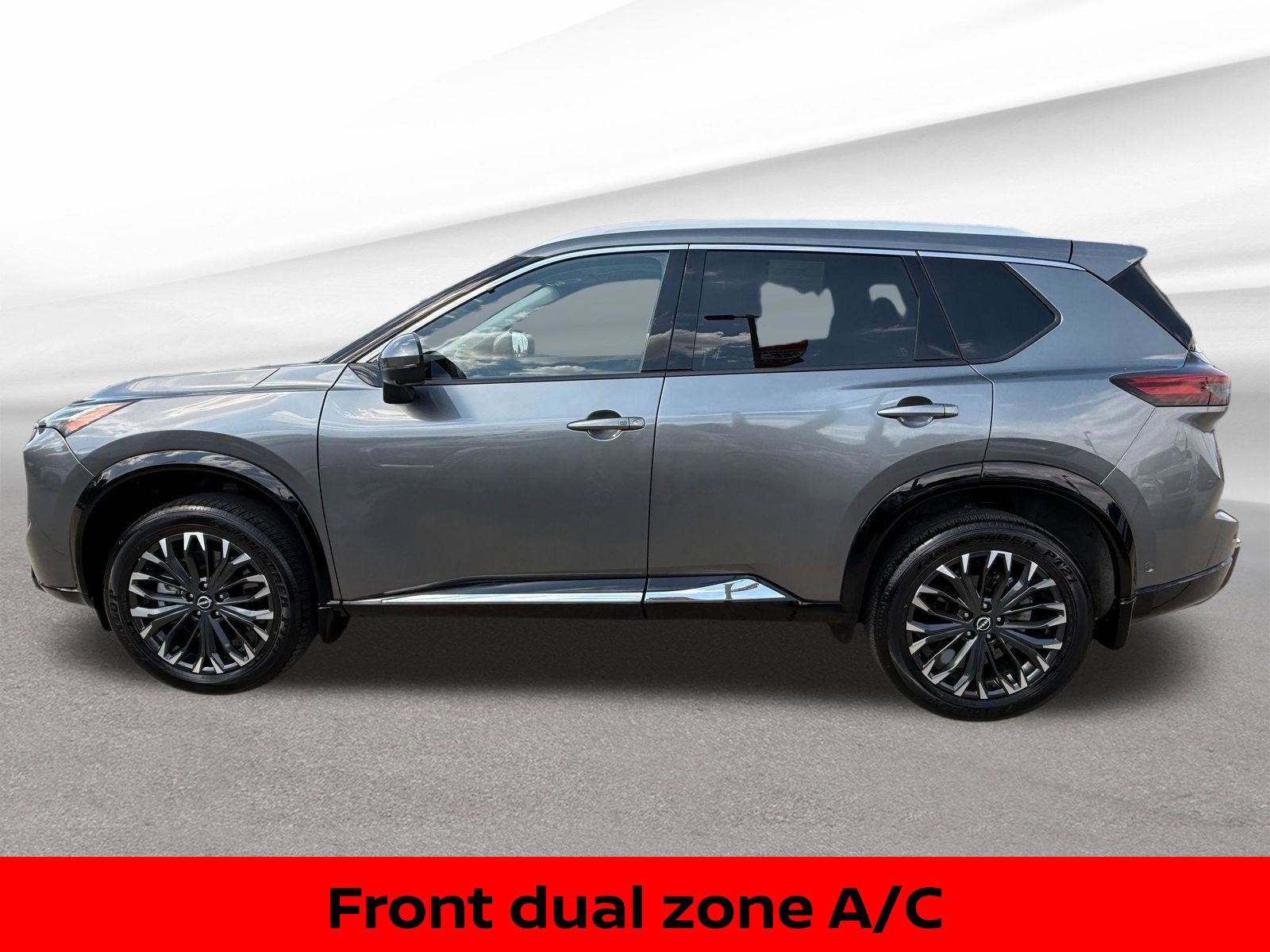 Certified 2025 Nissan Rogue Platinum w/ Tech Package AWD/4WD image 15