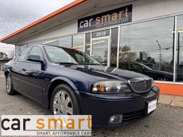 Used 2004 Lincoln LS image 1