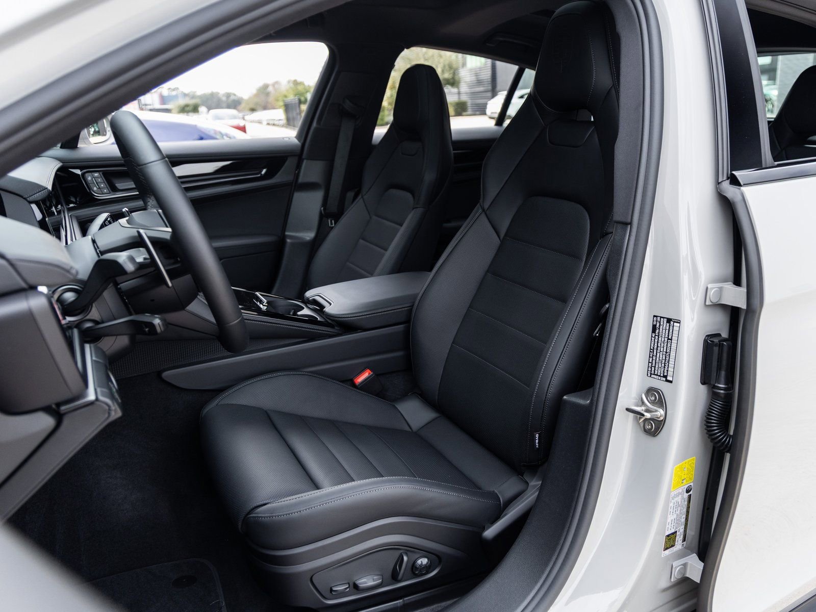 New 2026 Porsche Panamera 4 image 5