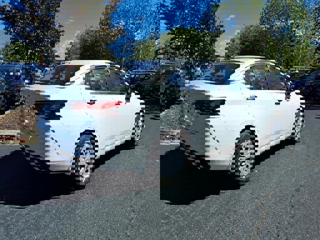 New 2025 Nissan Versa S w/ Trunk Package image 3