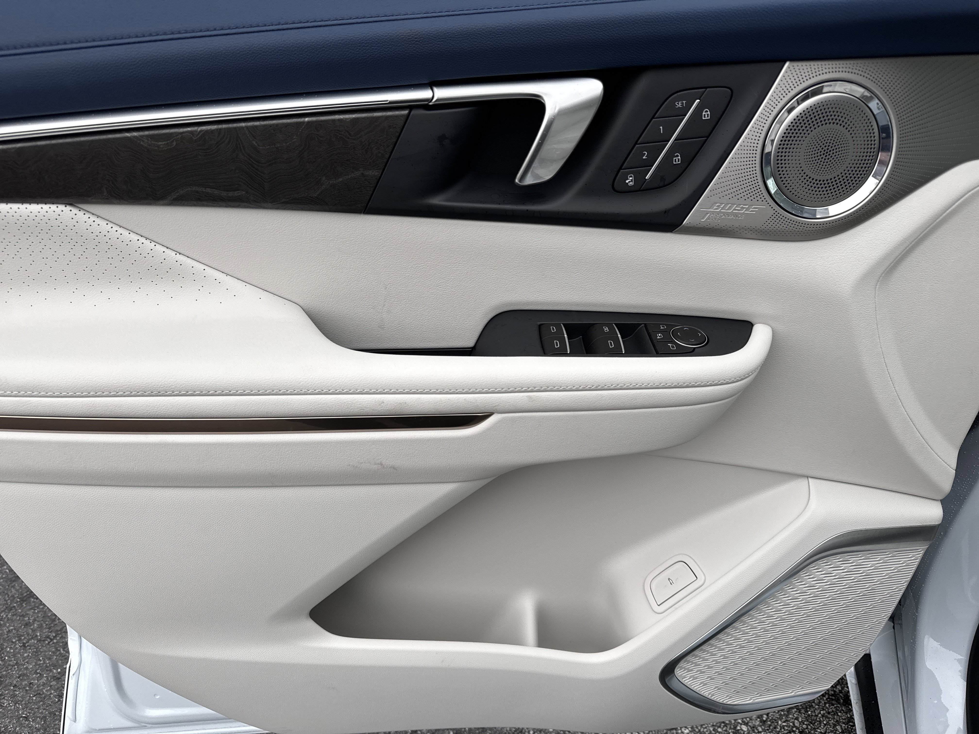 New 2026 Buick Enclave Avenir w/ Super Cruise Package image 14