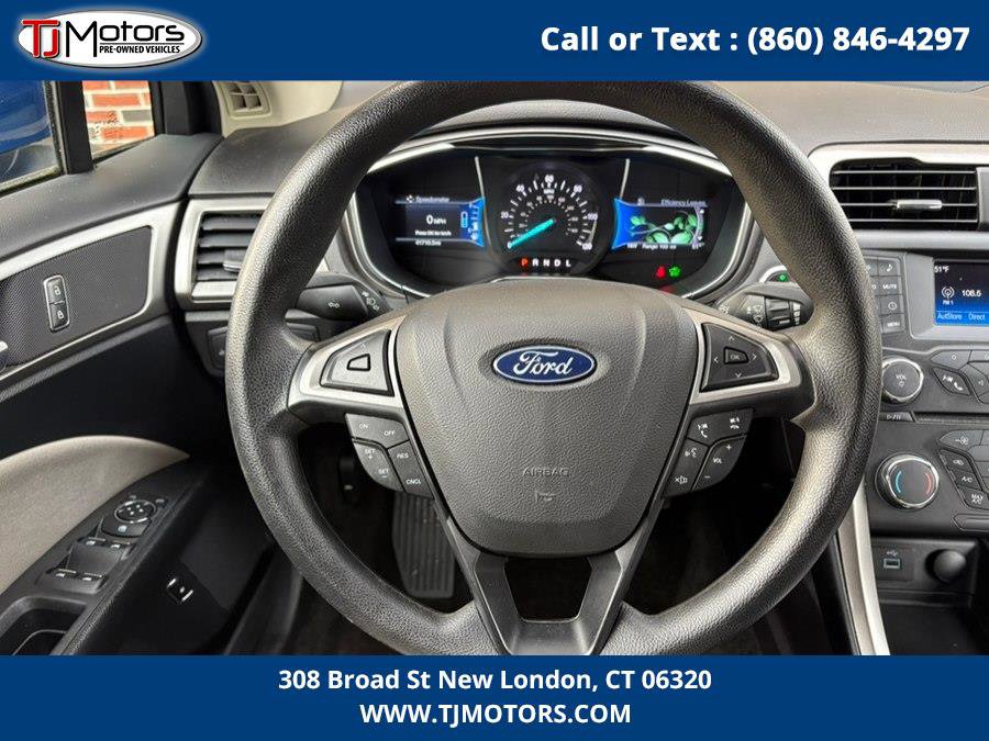 Used 2018 Ford Fusion S image 17