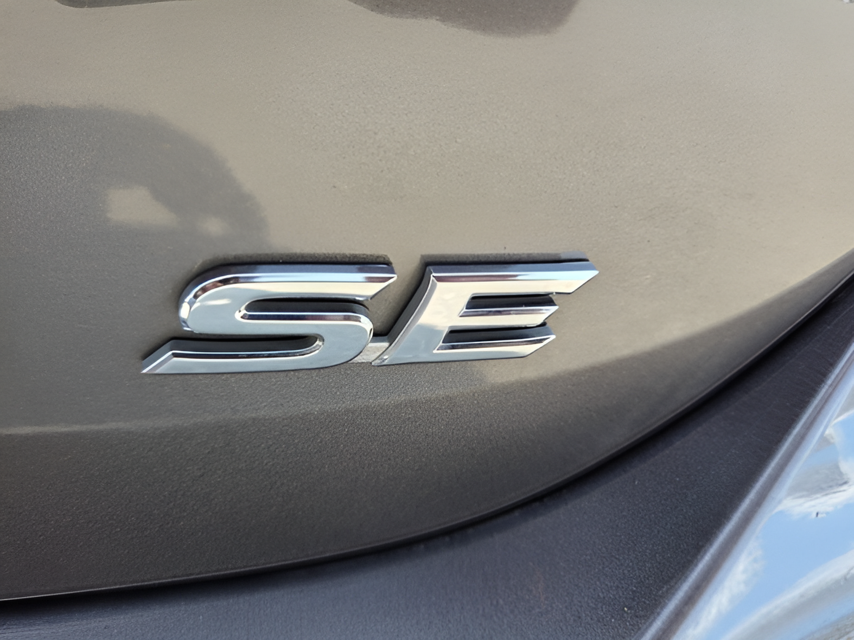 Used 2024 Toyota Camry SE FWD image 30