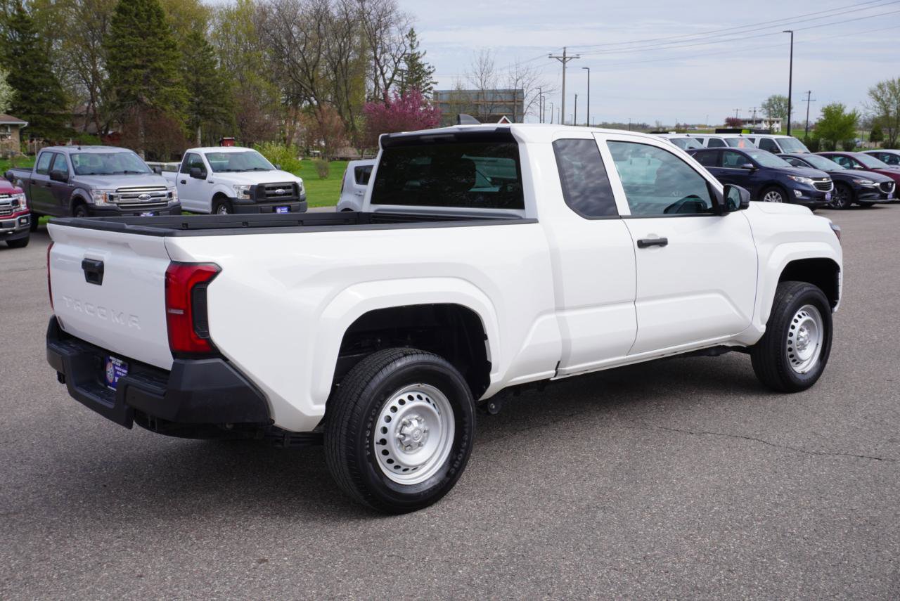 Used 2024 Toyota Tacoma SR RWD image 5