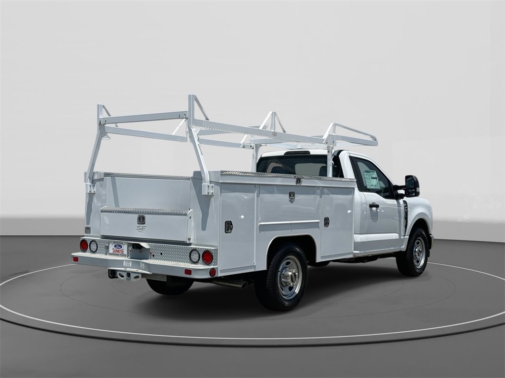 New 2025 Ford F350 XL w/ XL Chrome Package image 5