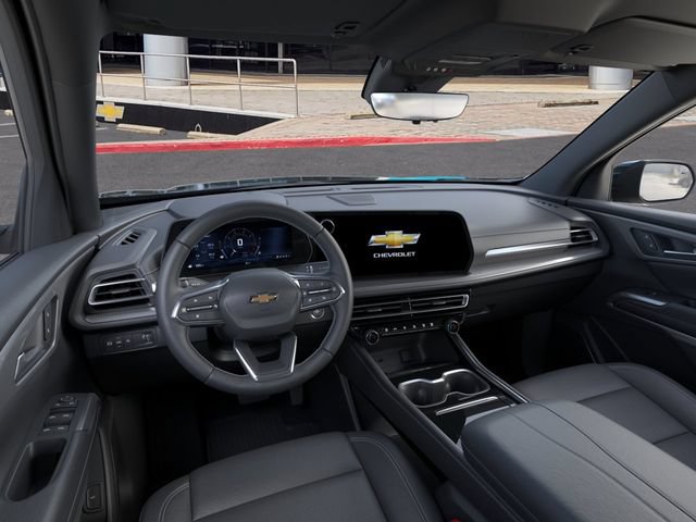 New 2027 Chevrolet Traverse LT w/ Sun and Wheel Package FWD image 15