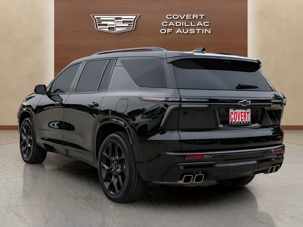 Used 2025 Chevrolet Traverse RS FWD image 3