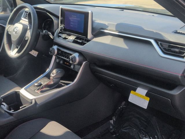 New 2025 Toyota RAV4 SE image 28