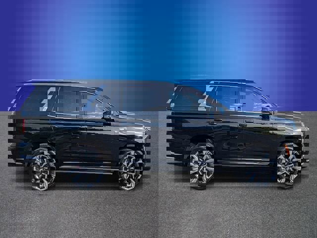 New 2026 Cadillac Escalade Luxury w/ Touring Package image 2