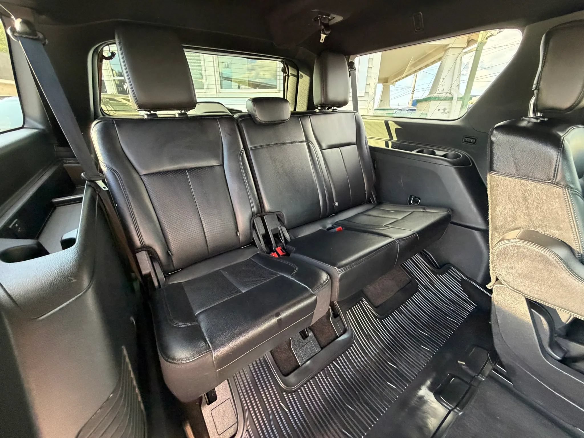 Used 2020 Ford Expedition Max XLT w/ Equipment Group 202A AWD/4WD image 34