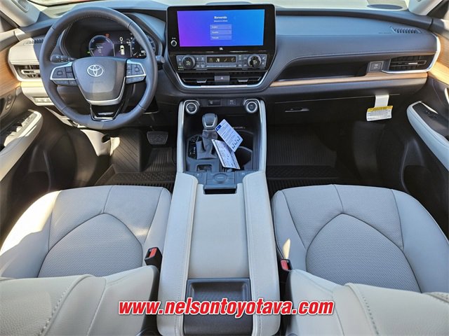 New 2026 Toyota Grand Highlander Limited image 8