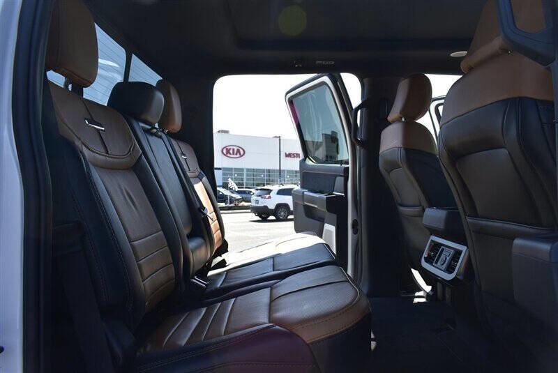 Used 2024 Ford F350 Platinum image 27