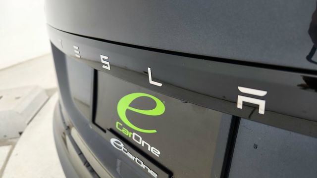 Used 2025 Tesla Model S Plaid image 16