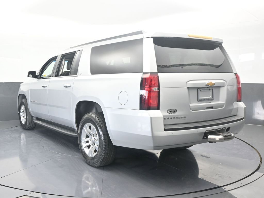 Used 2020 Chevrolet Suburban LT image 4
