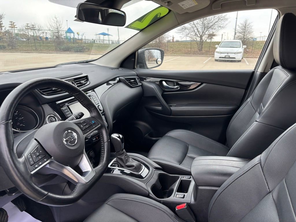 Used 2022 Nissan Rogue Sport SL image 15