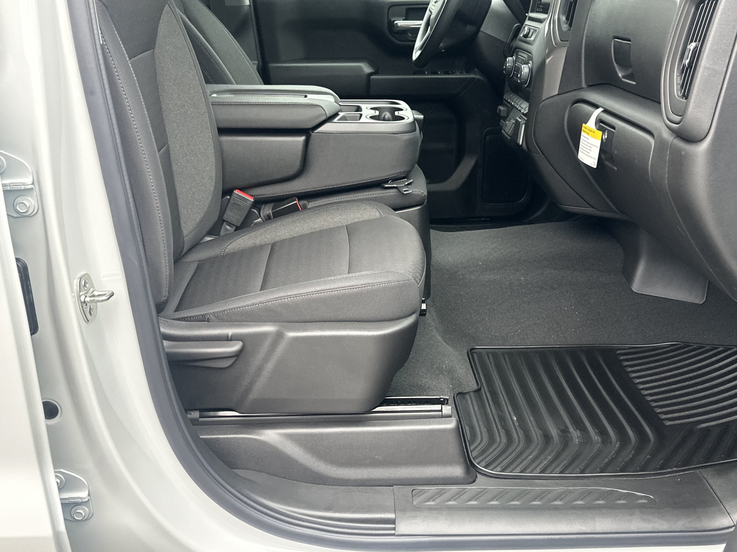 New 2026 Chevrolet Silverado 1500 Custom Trail Boss w/ LPO, Dark Essentials Package AWD/4WD image 13