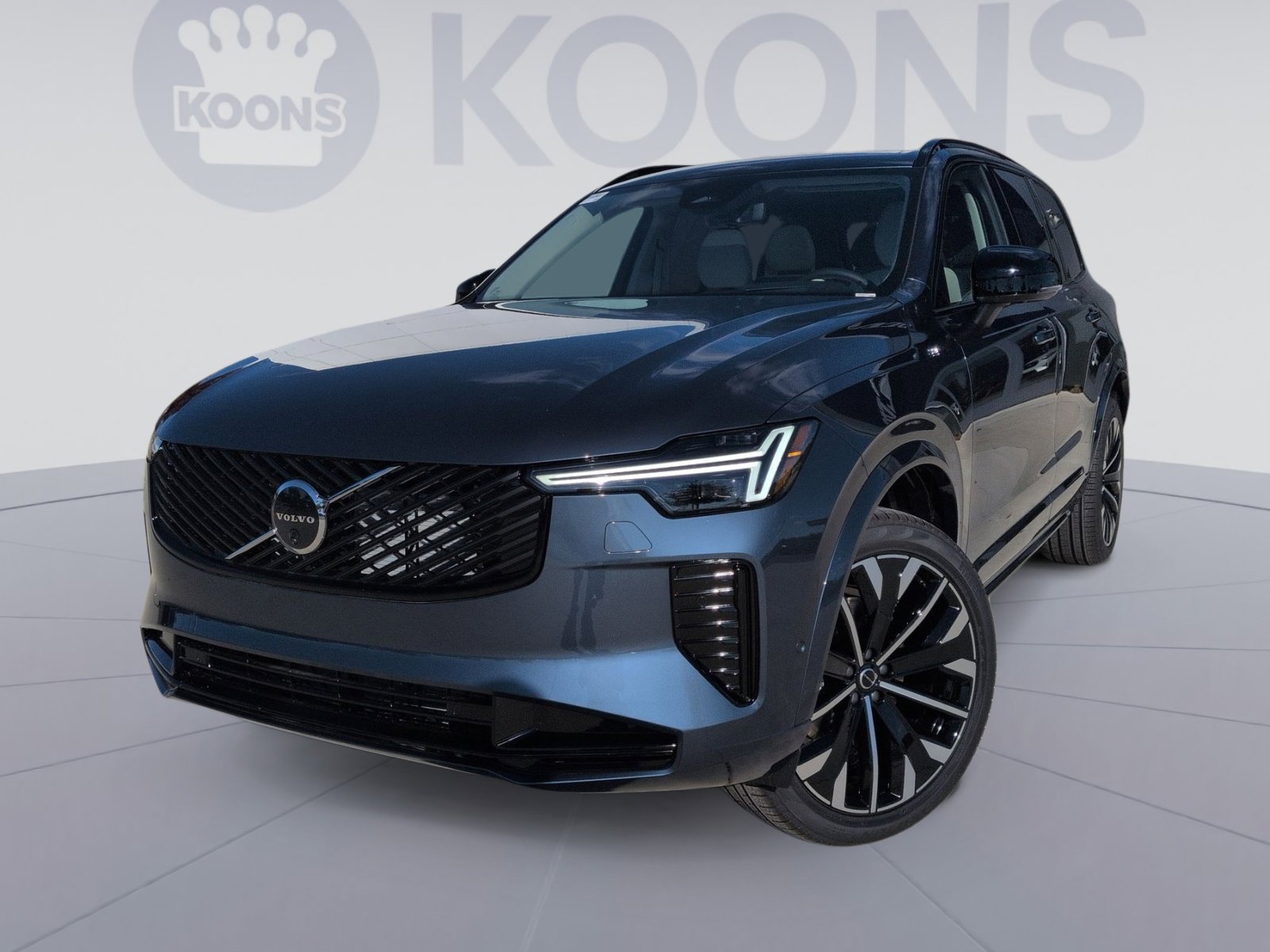 New 2026 Volvo XC90 B6 Ultra w/ Protection Package Premier