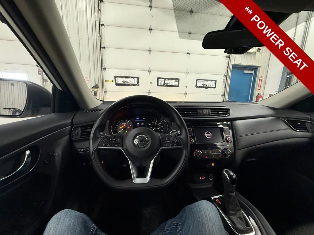 Used 2020 Nissan Rogue S image 14