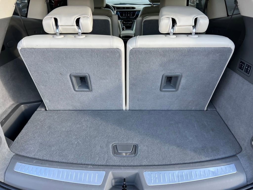 Certified 2025 Cadillac XT6 Premium Luxury image 17