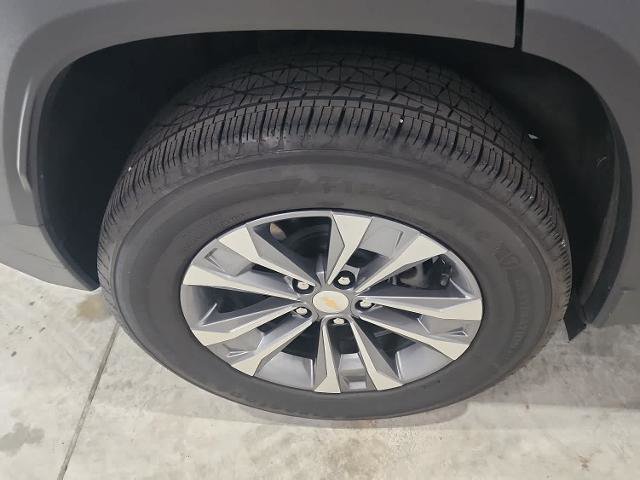 Used 2025 Chevrolet Equinox LT FWD image 16
