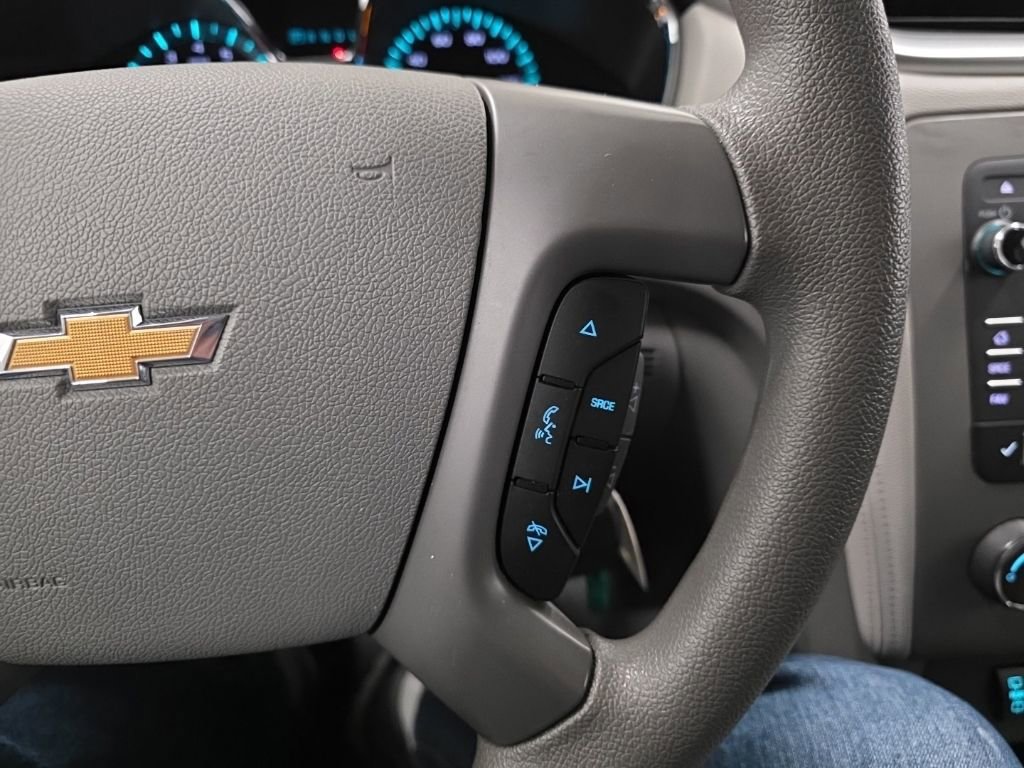 Used 2015 Chevrolet Traverse LS AWD/4WD image 15