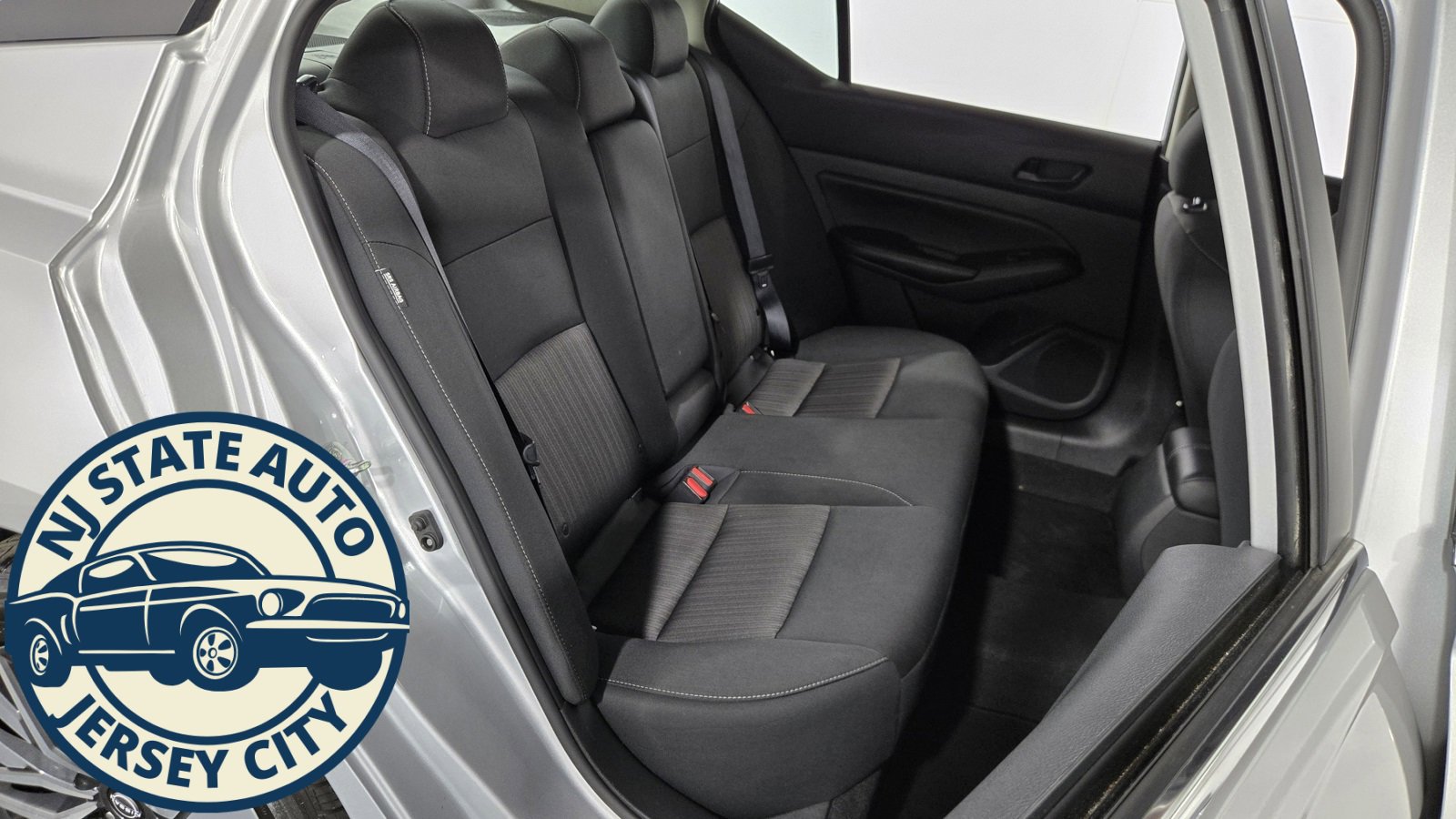 Used 2024 Nissan Altima 2.5 SV image 29