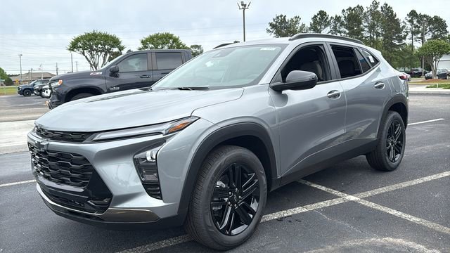 New 2026 Chevrolet Trax ACTIV image 3