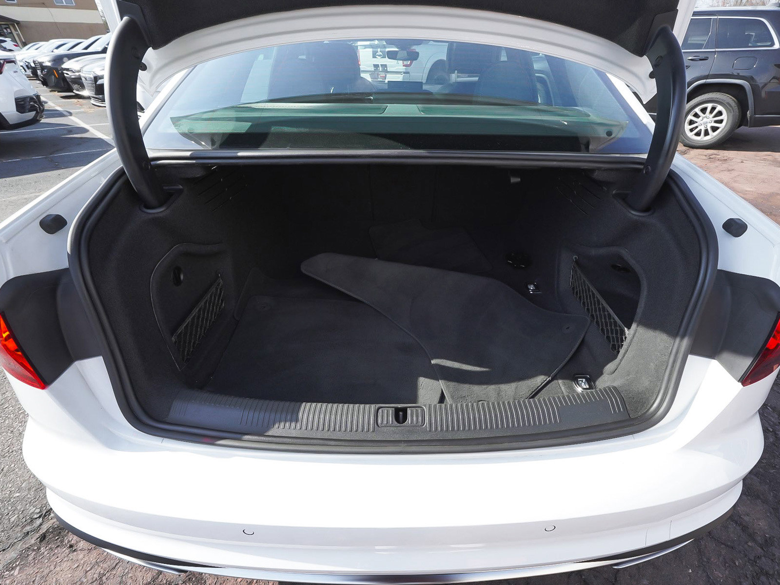 Used 2024 Audi A4 2.0T Premium Plus image 43