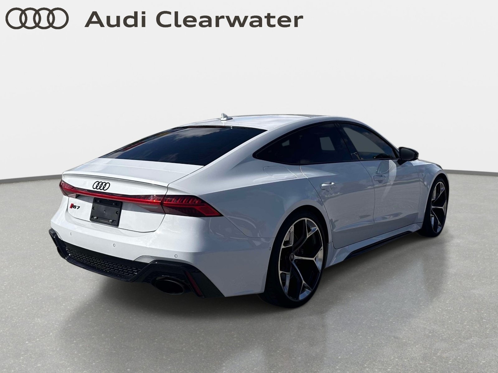Used 2024 Audi RS 7 Performance AWD/4WD image 3