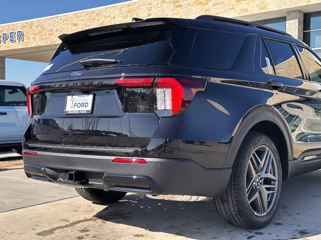 New 2026 Ford Explorer ST-Line w/ ST-Line Street Pack image 19