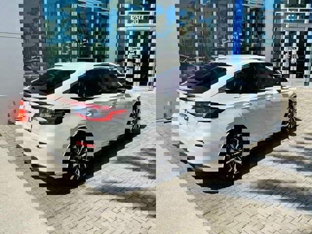 Used 2024 Honda Civic EX-L image 6