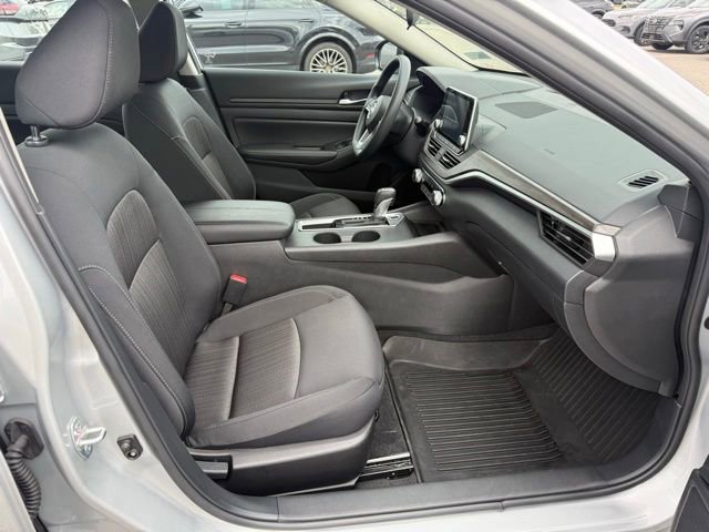 Certified 2025 Nissan Altima 2.5 SV FWD image 26