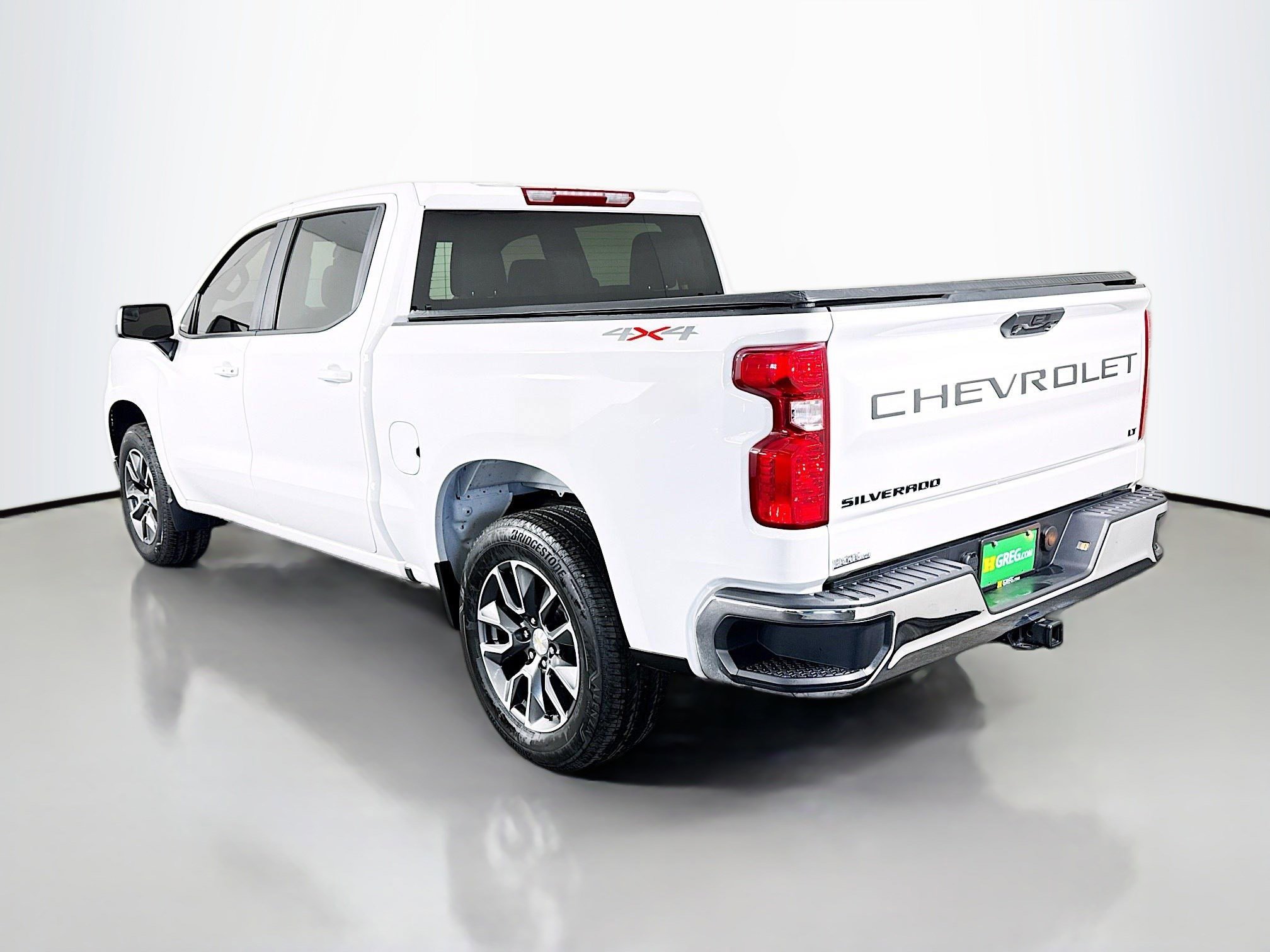 Used 2024 Chevrolet Silverado 1500 LT AWD/4WD image 7