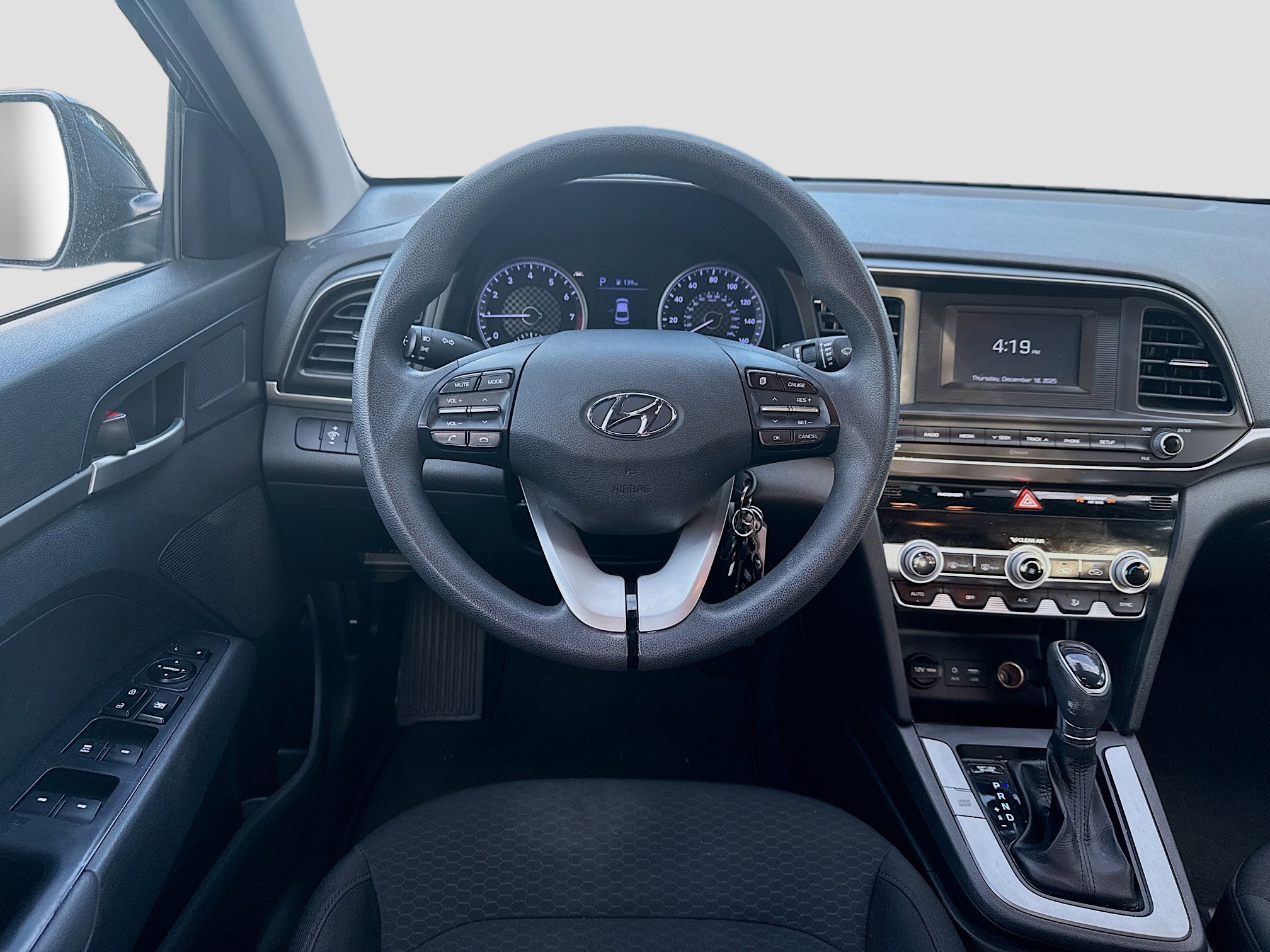 Used 2020 Hyundai Elantra SE w/ Cargo Package (C1) image 18