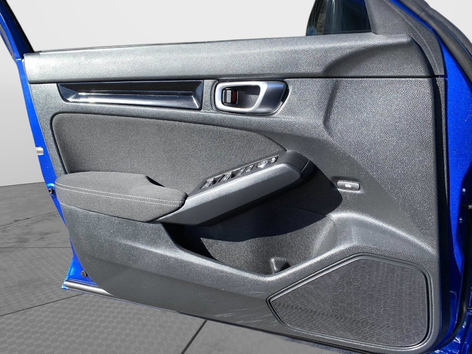 Used 2023 Honda Civic EX image 11