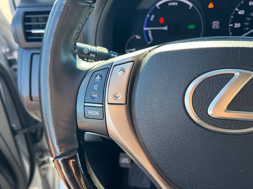 Used 2013 Lexus RX 450h AWD w/ Navigation Pkg image 21