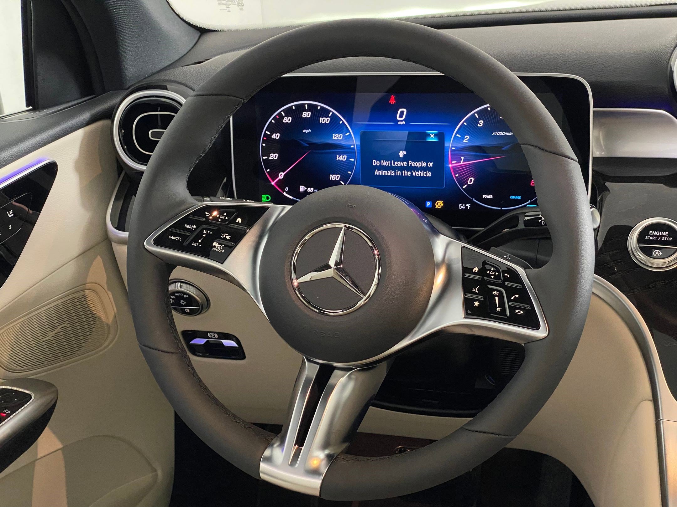 Used 2026 Mercedes-Benz GLC 300 4MATIC image 16