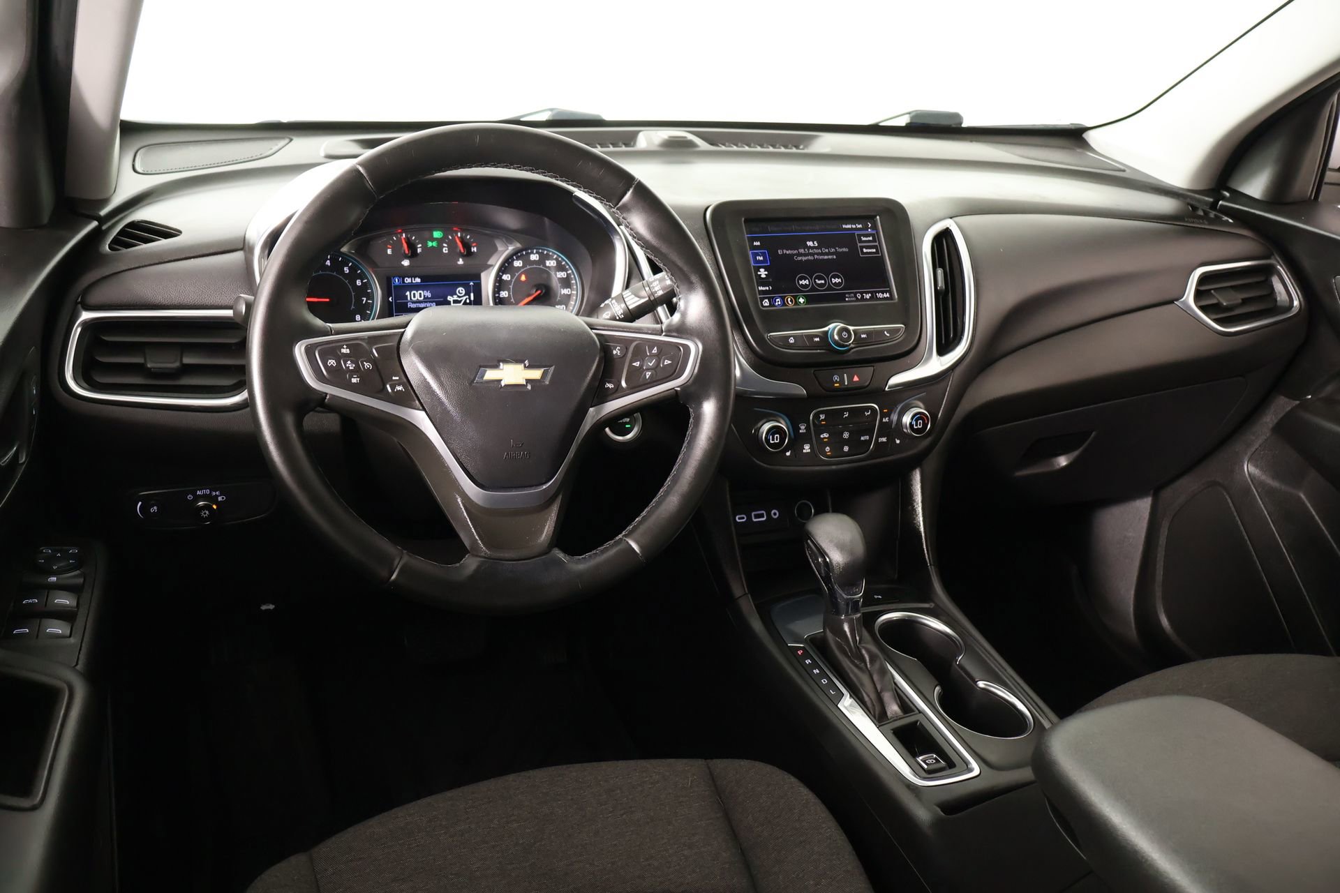 Used 2023 Chevrolet Equinox LT FWD image 2