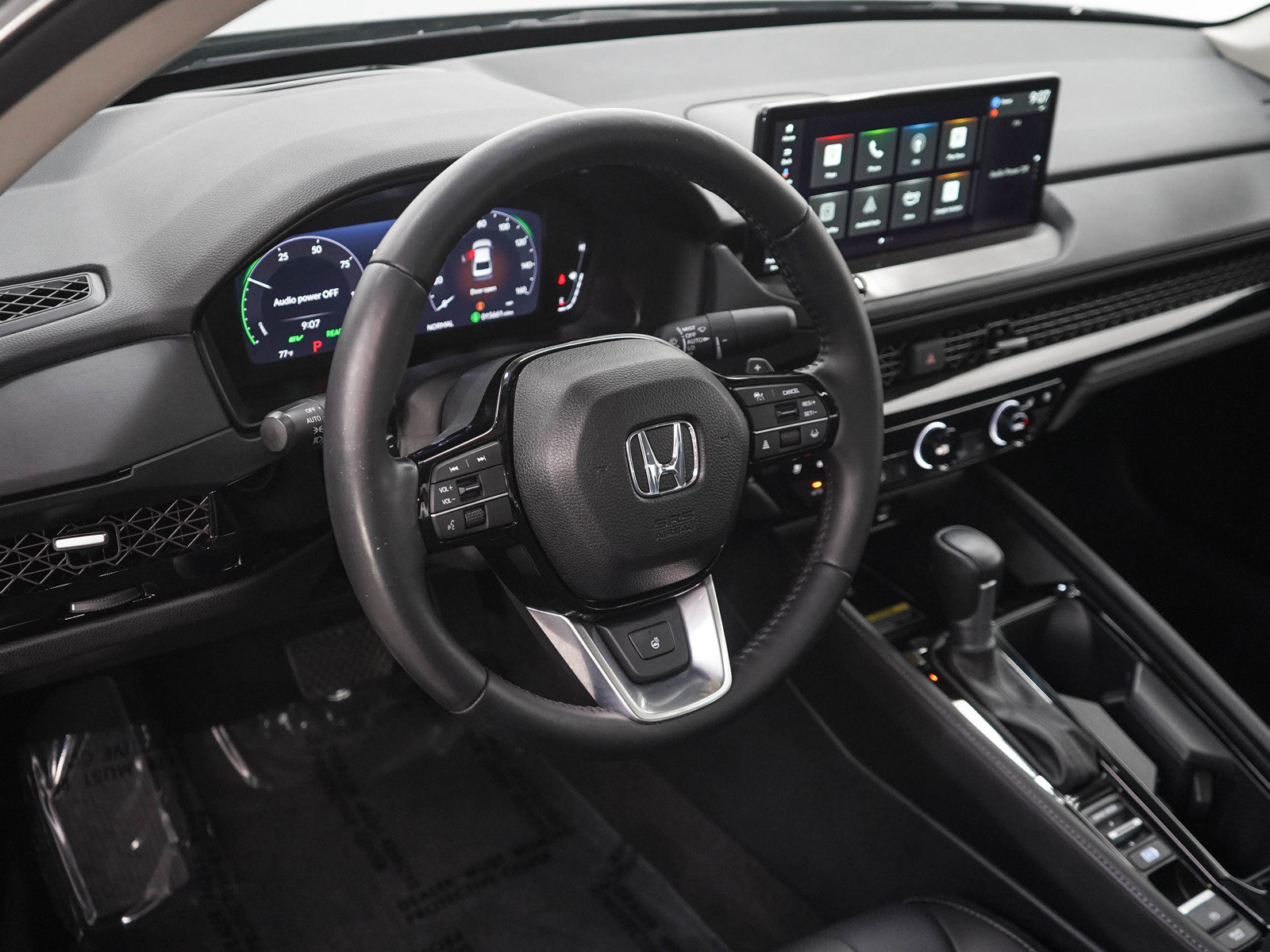 Used 2025 Honda Accord Touring image 19