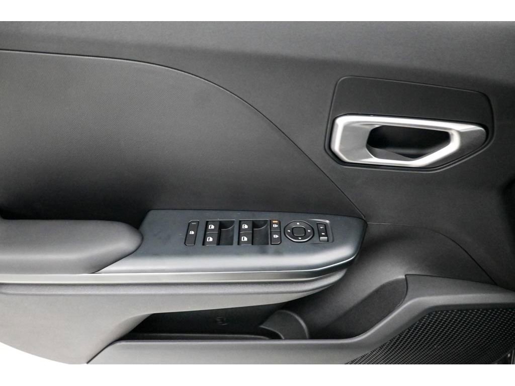 New 2026 Kia K4 FWD image 14