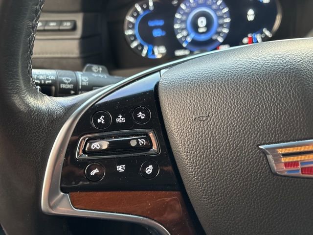 Used 2019 Cadillac Escalade Premium Luxury image 17