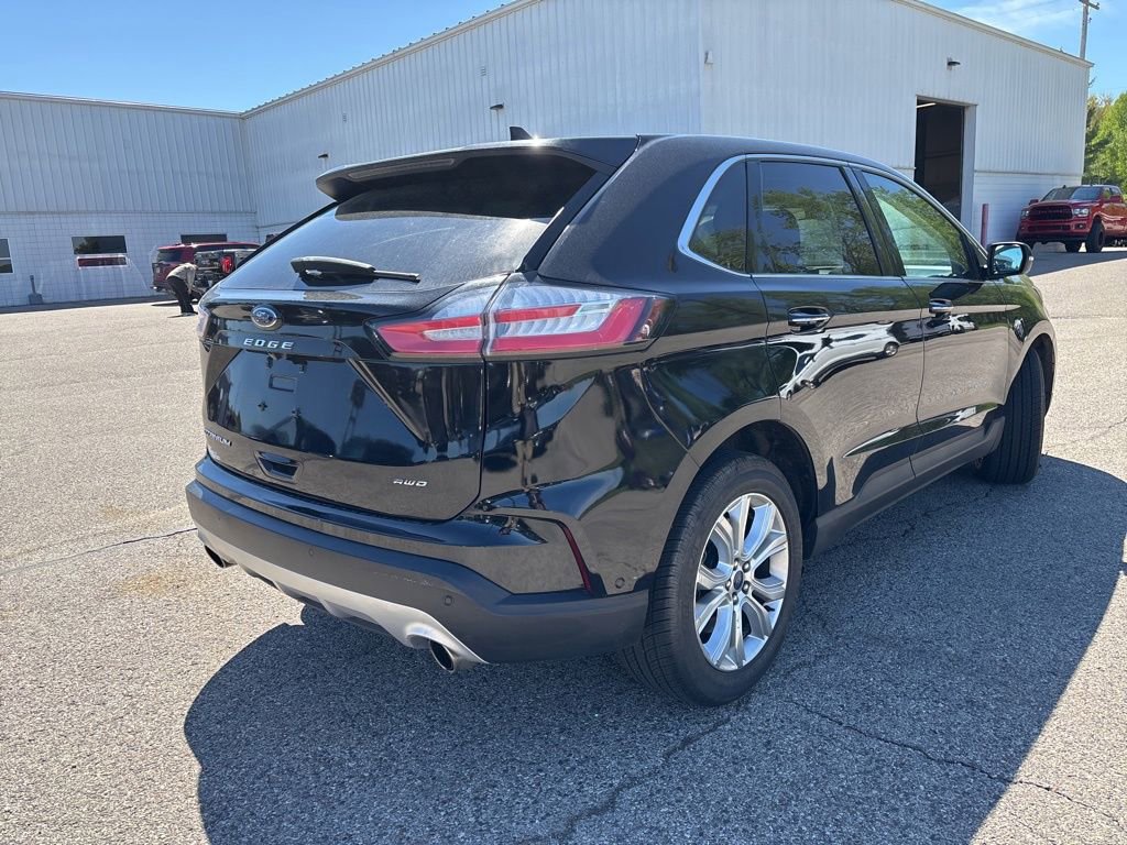 Used 2022 Ford Edge Titanium w/ Equipment Group 301A AWD/4WD image 6